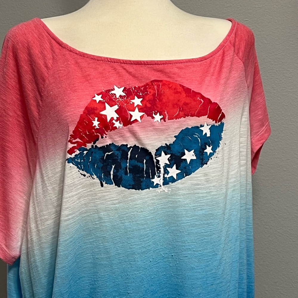 Torrid shirt size 2
